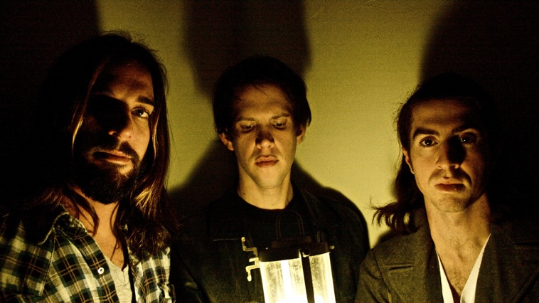 The Whigs confirmed as support for Kings of Leon UK & European tour and offer free download!