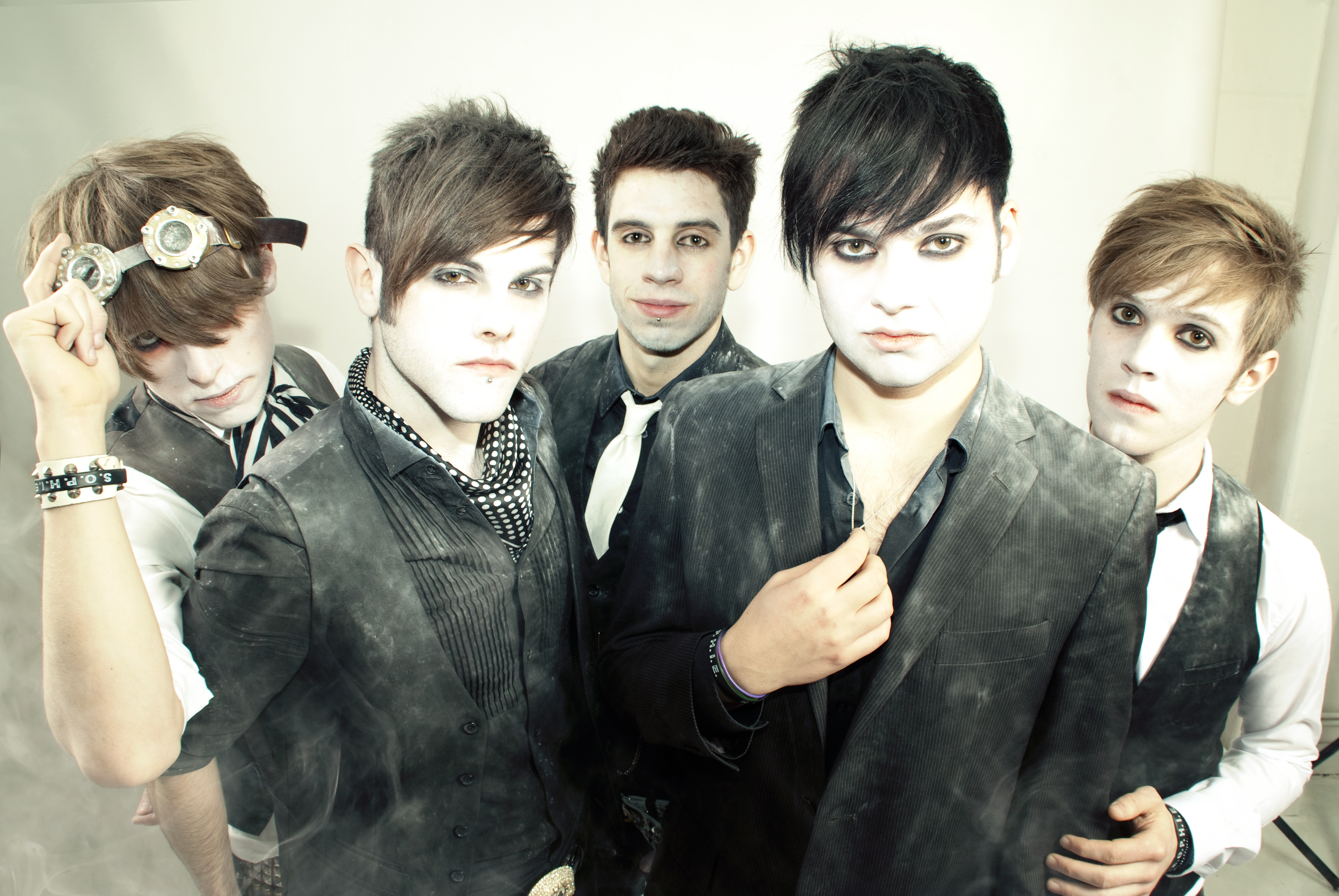 Fearless Vampire Killers announce second EP release
