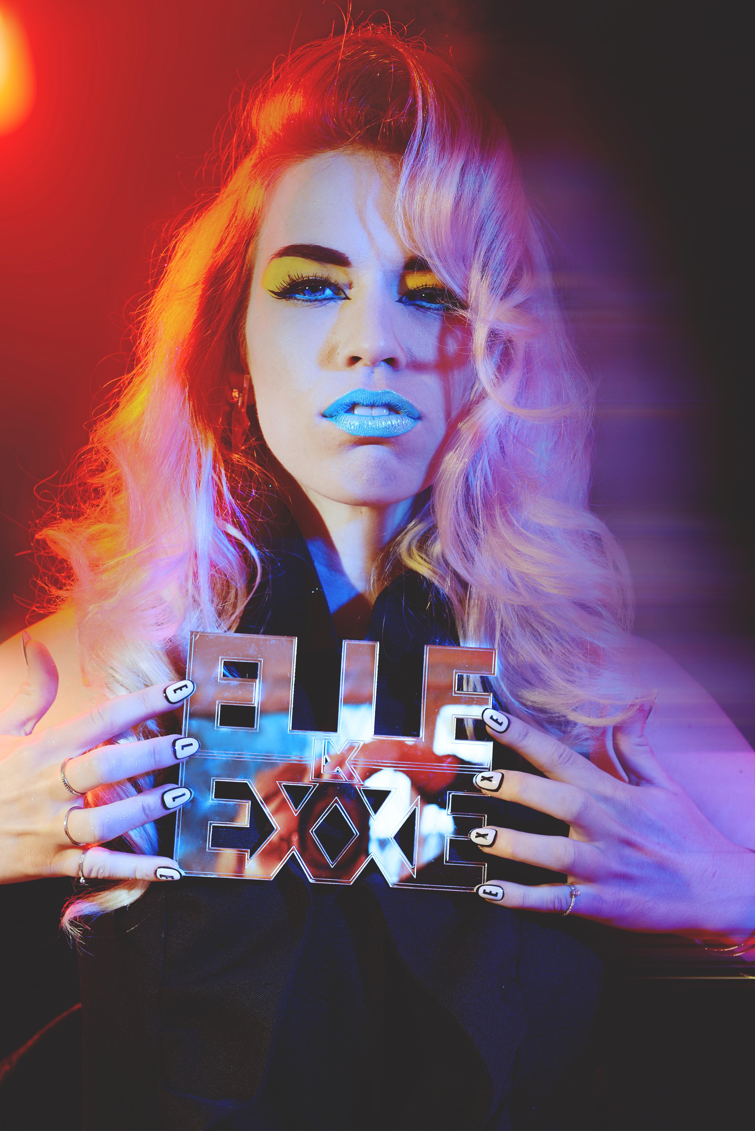 Elle Exxe releases ‘Lost In L.A.’ music video