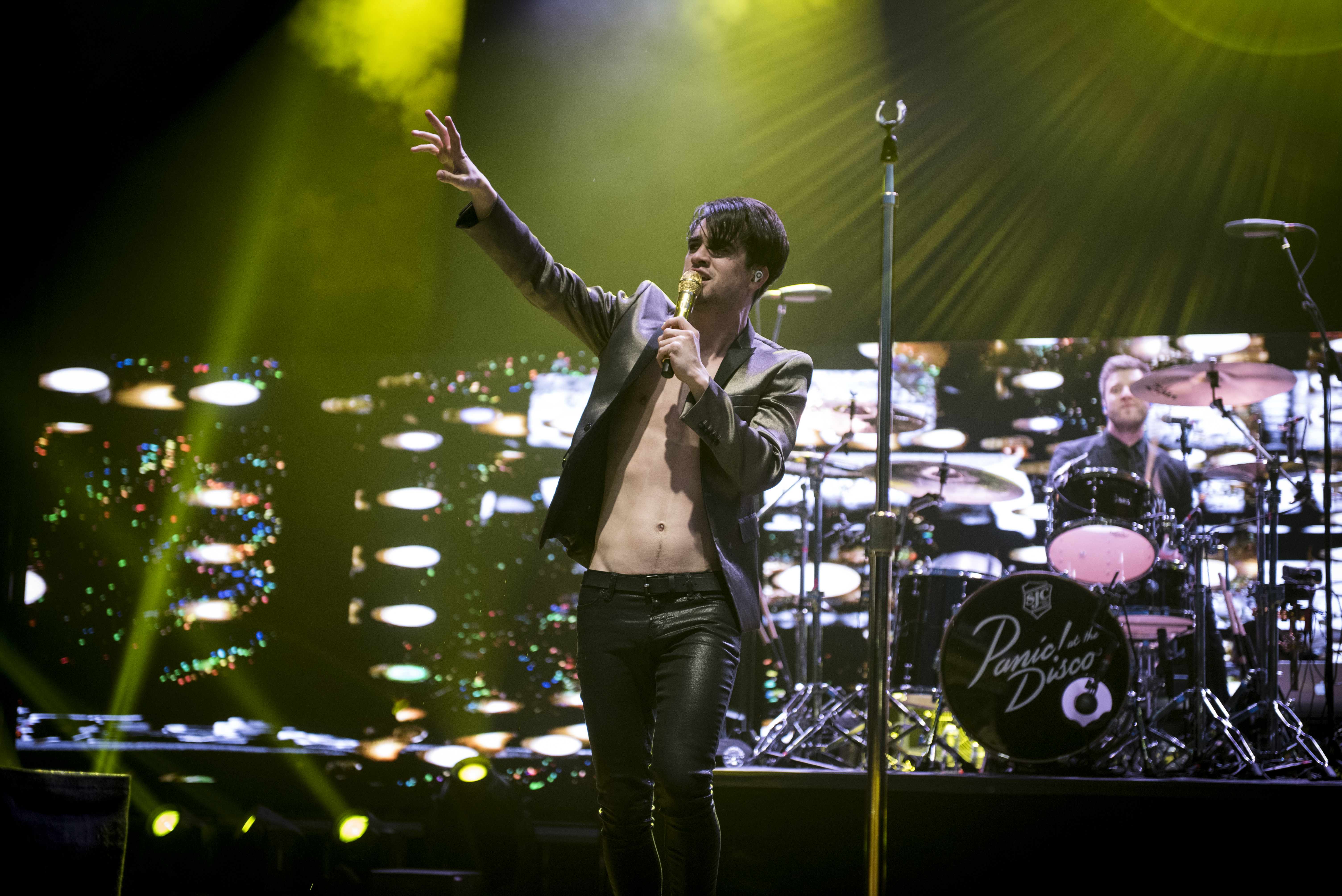 Slam Dunk Festival 16 Five Reasons Panic At The Disco Were The Perfect Headliners Love Music Love Life