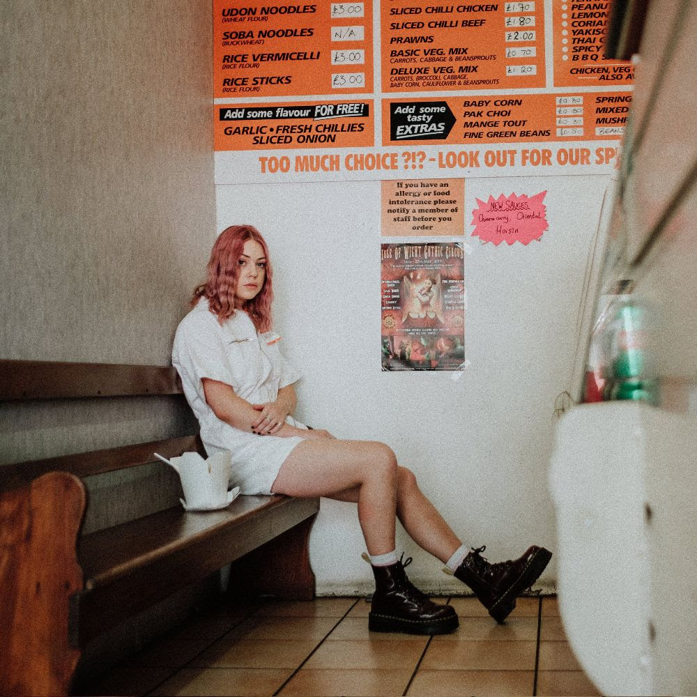 Track of the Day | Lauran Hibberd – Frankie’s Girlfriend
